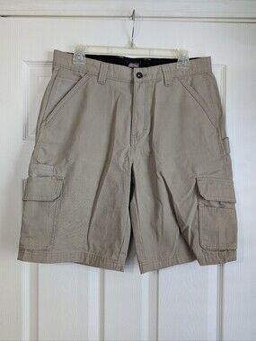 Genuine Dickies Men's Ultimate Ripstop Cargo Shorts in Khaki Size 32